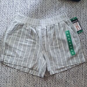 Briggs New York Taupe and White Striped Shorts XL New